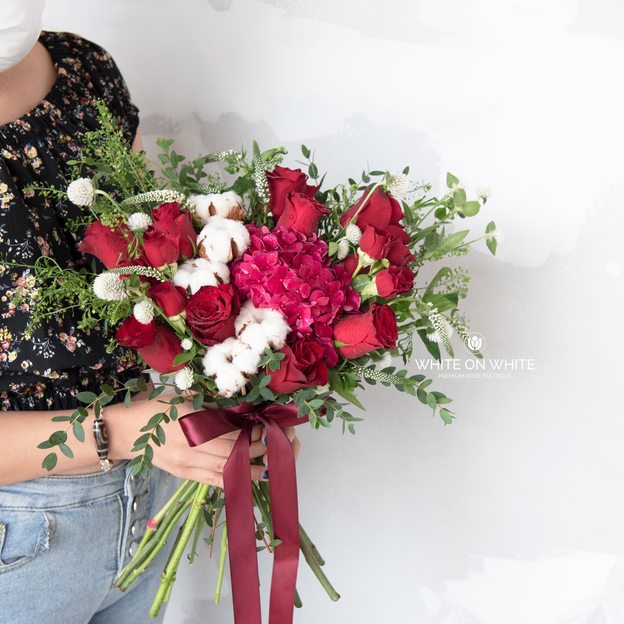 Radiant Roses: Penang Florist’s Timeless Elegance